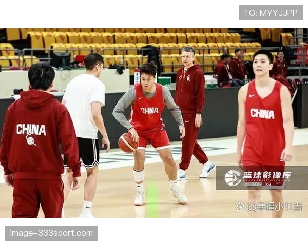 韩国国家队开启世预赛征程，近期多场比赛展现战术调整与阵型磨合